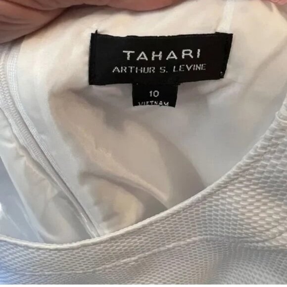 Tahari Arthur S Levine ASL White Dress - Picture 5 of 5